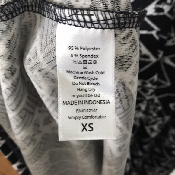 LuLaRoe Amelia Dress - Picture 8 of 9